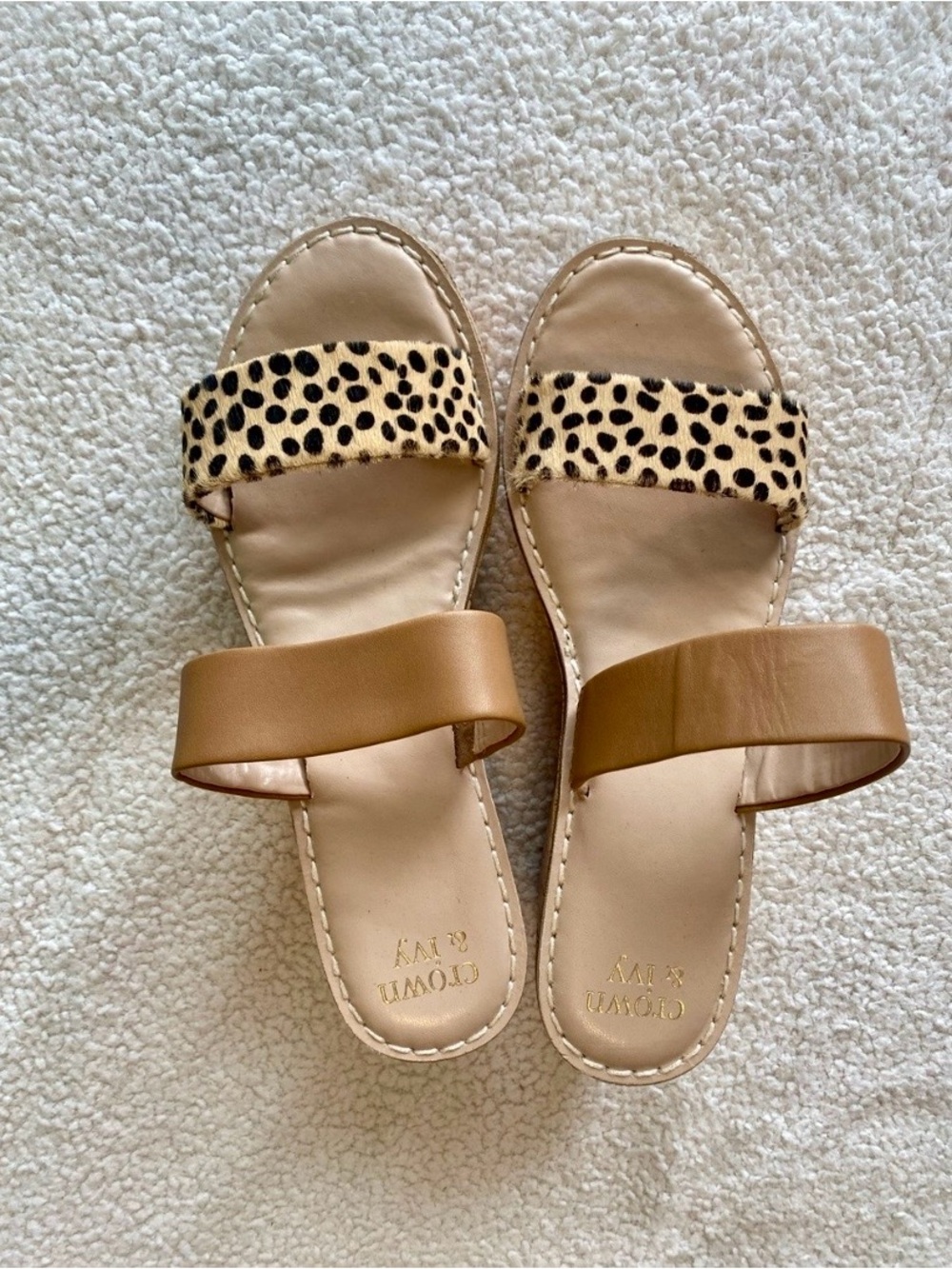 Crown & Ivy Caroline Cork Wedge Sandals Leopard Calf Hair Tan Size 10M